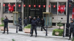 تونس تحبط هجوماً على مواقع سياحية