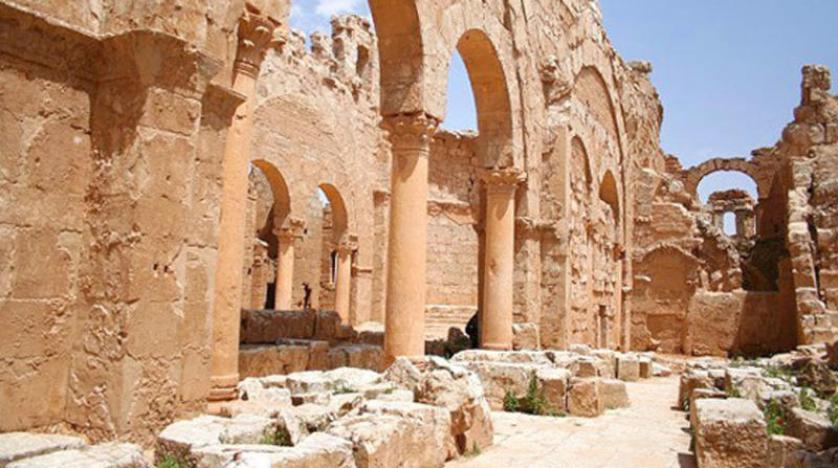 ميليشيات إيران في دير الزور تسرق الآثار من ضفاف الفرات