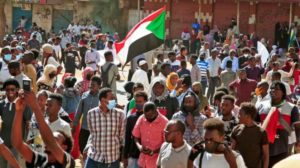 أكثر من 100 معتقل سوداني بينهم سياسيون يدخلون في إضراب عن الطعام