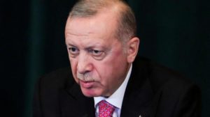 الحزب الحاكم في تركيا يحق لإردوغان الترشح لولاية جديدة