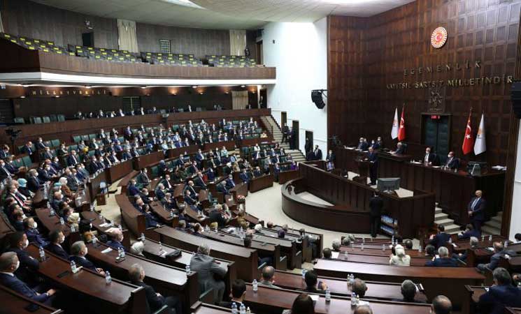برلمان تركيا يشرع بمناقشة تعديلات لقانون الانتخابات تضيّق على المعارضة