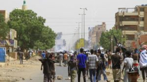 استئناف الاحتجاجات في السودان مع تعثر جهود الحل السياسي
