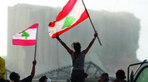 «الصوت الانتقامي»... لبنانيون يقررون معاقبة «الطبقة الحاكمة» في صناديق الاقتراع