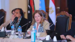 ليبيون يخشون «فوضى سياسية» بعد انتهاء مهلة «خريطة الطريق»