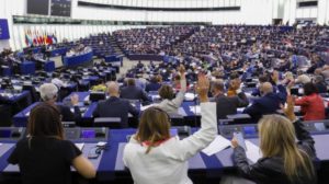 البرلمان الأوروبي يندّد بتدهور سيادة القانون وحقوق الانسان في تركيا