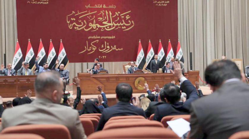 الصدر ينقل ساحة التنافس عبر «تمرير القوانين» في البرلمان