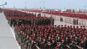 اليمن عرض عسكري ضخم للحوثيين شمل أسلحة جديدة في ذكرى سيطرتهم على صنعاء