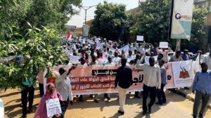 السودان المعلمون ينضمون إلى موجة الاحتجاجات لتحسين الأجور