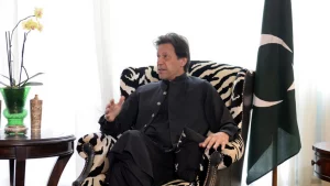 باكستان رئيس الوزراء السابق عمران خان ممنوع من الترشح للانتخابات مدة خمس سنوات