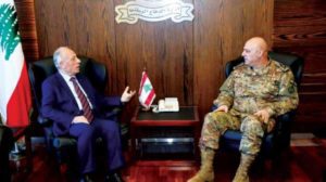 لبنان عون يخوض «حرباً سياسية» لمنع وصول قائد الجيش أو فرنجية