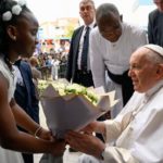 بابا الفاتيكان يصل إلى جنوب السودان للحث على السلام