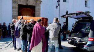 توجيه تهمة «الإرهاب» إلى الشاب المغربي المشتبه بتنفيذه هجوماً بالساطور على كنيستين بإسبانيا