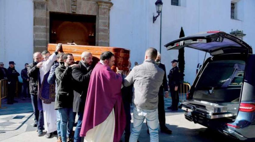 توجيه تهمة «الإرهاب» إلى الشاب المغربي المشتبه بتنفيذه هجوماً بالساطور على كنيستين بإسبانيا