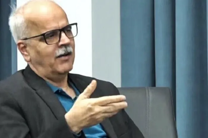 حكم بالسجن ثمانية أعوام على أستاذ جامعي بارز في إيران (محام)
