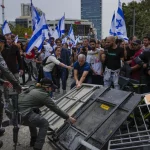 عشرات آلاف الإسرائيليين في الشوارع مجددا احتجاجا على مشروع إصلاح القضاء