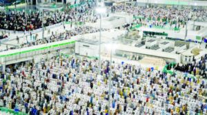 20 مليون معتمر ومصل في الحرم المكي منذ بداية شهر رمضان