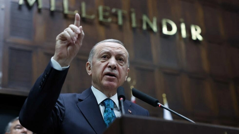 أردوغان يتعهد بخفض التضخم ودعم النمو الاقتصادي مع انطلاق حملته الانتخابية
