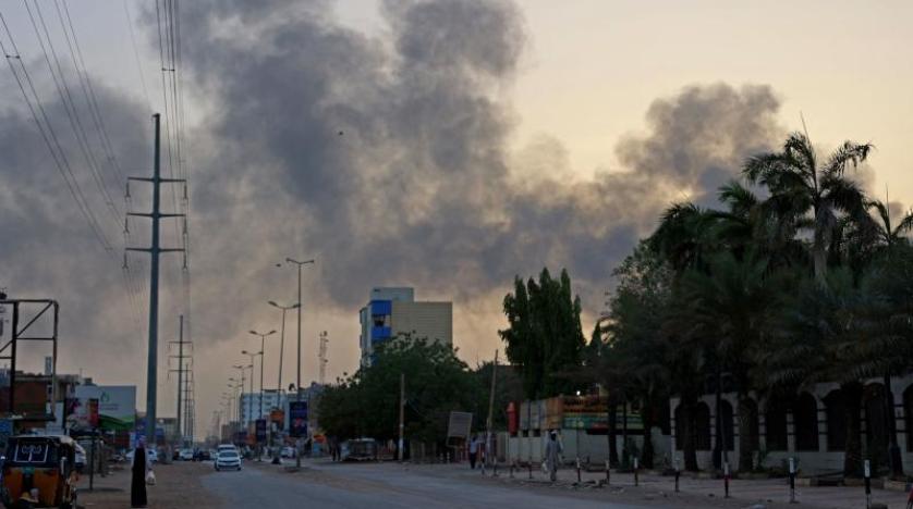 معارك السودان مستمرة لليوم الثالث... والحصيلة 100 قتيل