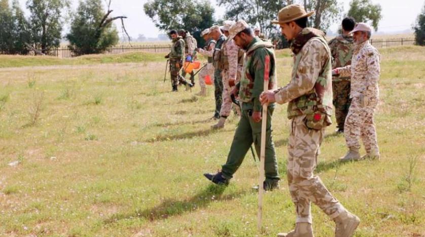 ليبيا 12 عاماً من المعاناة في تفكيك «قنابل الموت»