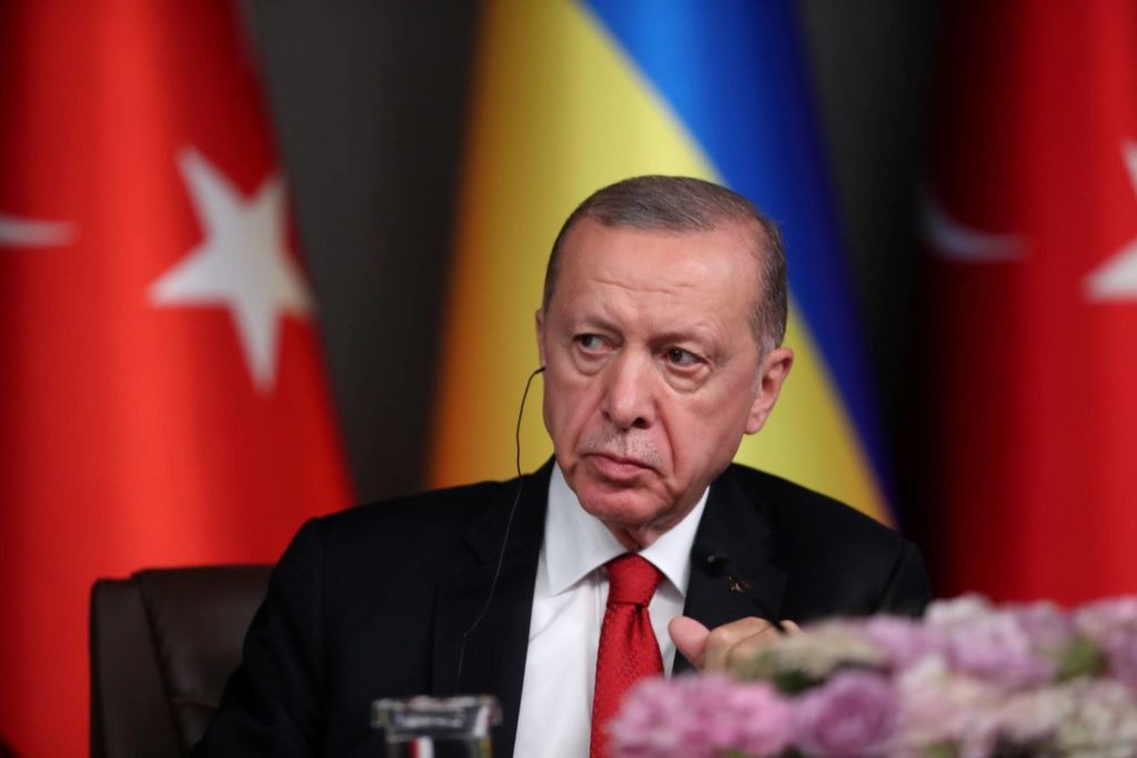 إردوغان يربط بين عضوية تركيا في «الاتحاد الأوروبي» وانضمام السويد لـ«الناتو»