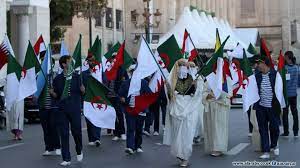 الجزائريون بذكرى الاستقلال الـ61 ينشدون يا فرنسا قد مضى وقت العتاب