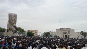 المجلس العسكري في النيجر فرنسا تعتزم شن ضربات لتحرير بازوم