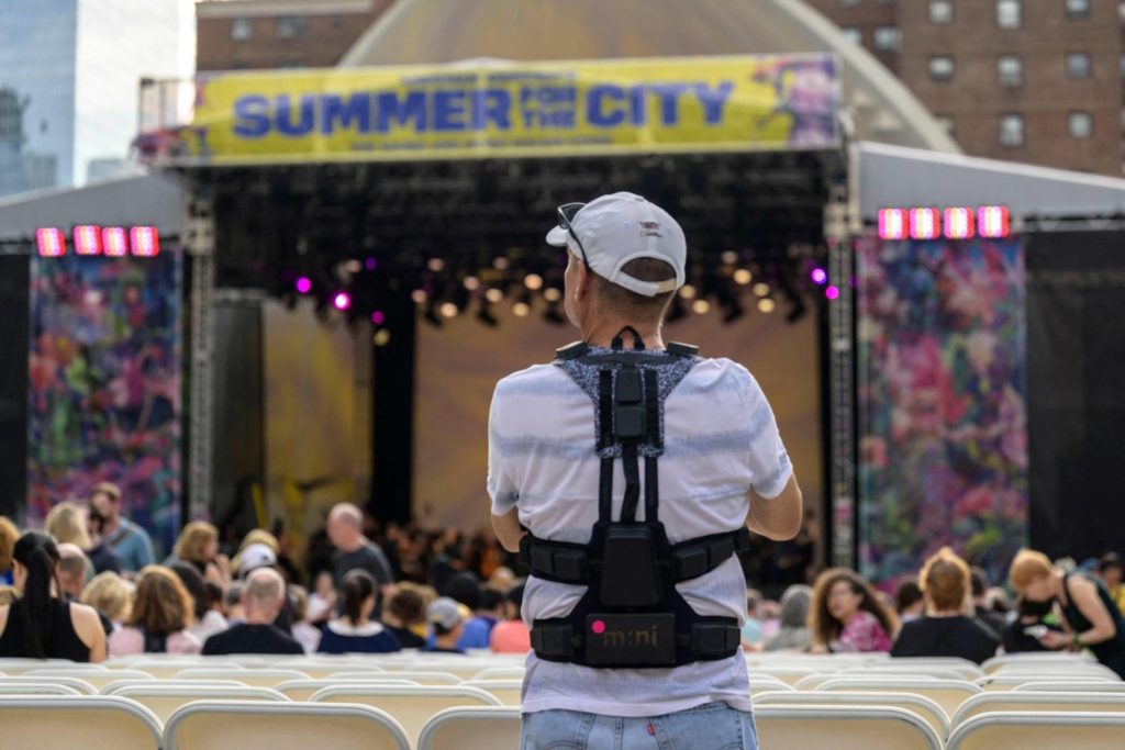US-ENTERTAINMENT-MUSIC-TECH-DEAF