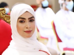 وفاة الشاعرة العمانية هلالة الحمداني