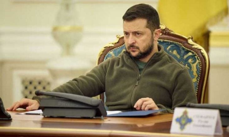 زيلينسكي يعلن إقالة جميع رؤساء مراكز التجنيد العسكري في أوكرانيا