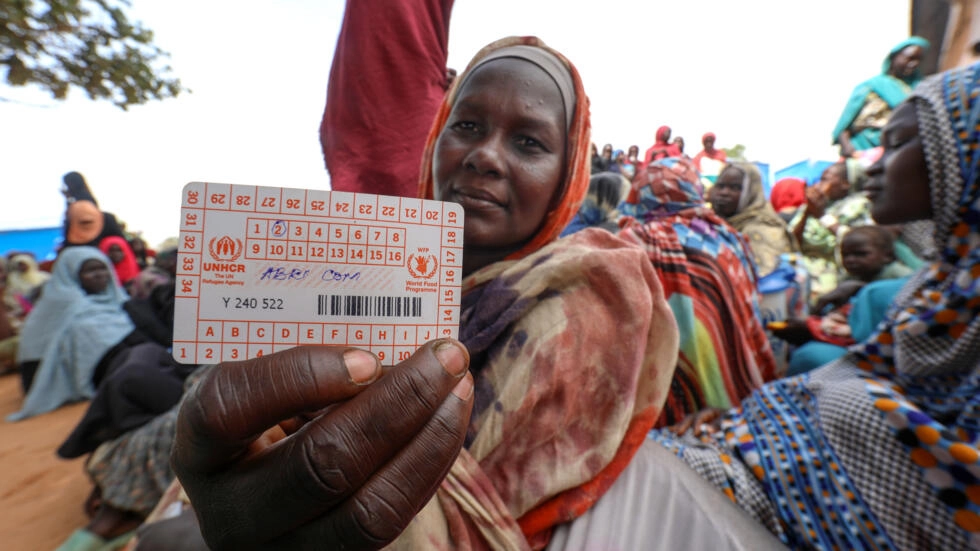 سودانيون يرون معاناة الفرار من دارفور إلى تشاد سيرا على الأقدام