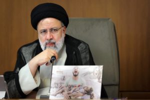 إيران تحدد شروط الترشح النهائي للانتخابات التشريعية
