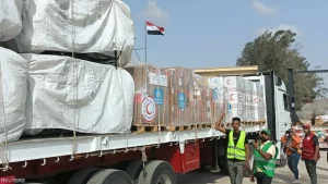 برنامج الأغذية العالمي يكشف سبب تباطؤ تدفق المساعدات لغزة