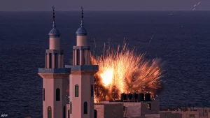 كاتب إسرائيلي الفلسطينيون ليسوا أعداء وتجنب الحرب كان ممكنا