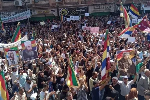 متظاهرو السويداء يهتفون بشار الأسد قاتل