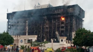 مصر إصابة ما لا يقل عن 38 شخصا إثر حريق هائل في مديرية أمن الإسماعيلية