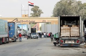 استئناف عمليات الإجلاء
