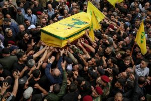 المسيّرات الهجومية وصواريخ «بركان» أحدث أسلحة «حزب الله» في المواجهة مع إسرائيل