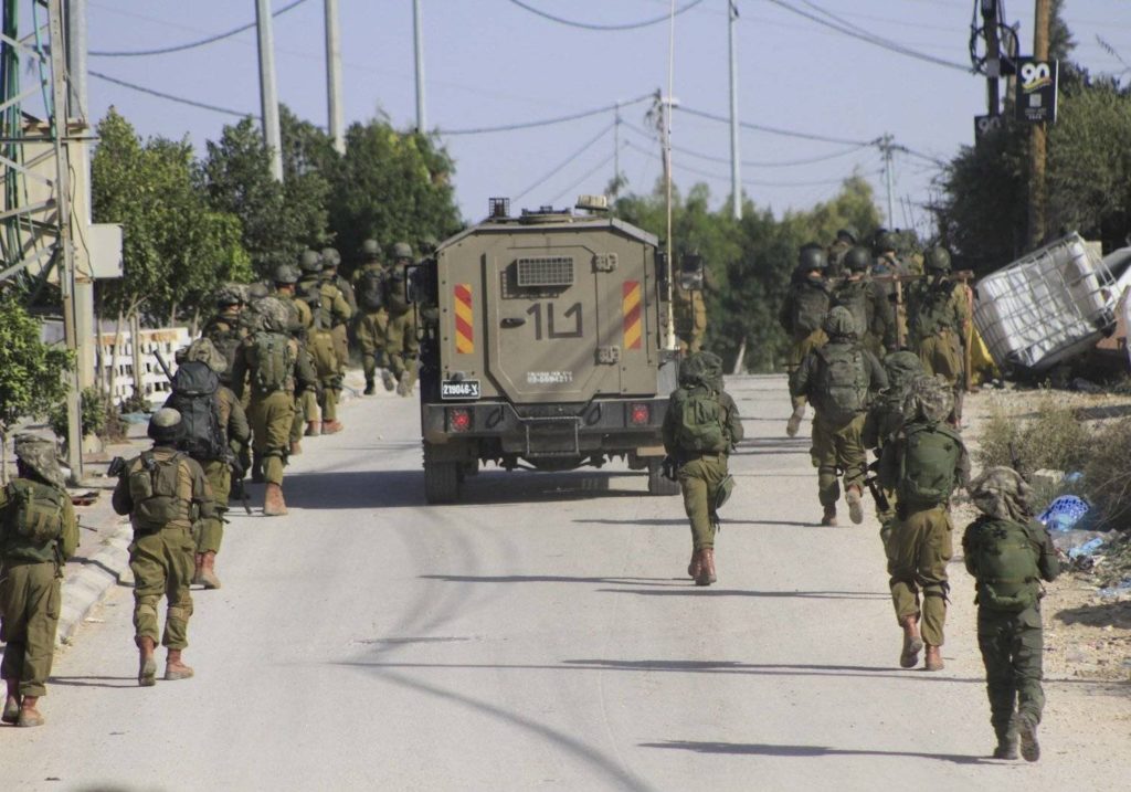 «حماس» إسرائيل أعادت اعتقال فتى فلسطيني أفرج عنه ضمن صفقة التبادل الأخيرة