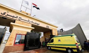 10آلاف عبروا معبر رفح من غزة حتى الآن من بينهم 1,500 مصابا