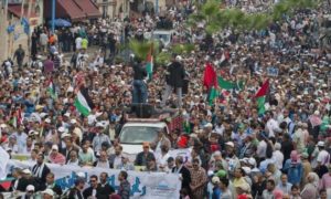المغرب.. وقفات حركة “20 فبراير” تدعو لدعم فلسطين