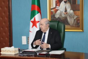 منافس لتبون ينتقد تقديم