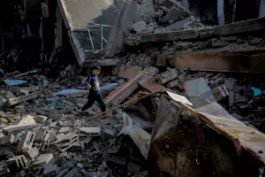 17 ألف طفل في غزة انفصلوا عن عائلاتهم خلال الصراع- تحذير الأمم المتحدة من المخاطر النفسية لسكان غزة بسبب الحرب