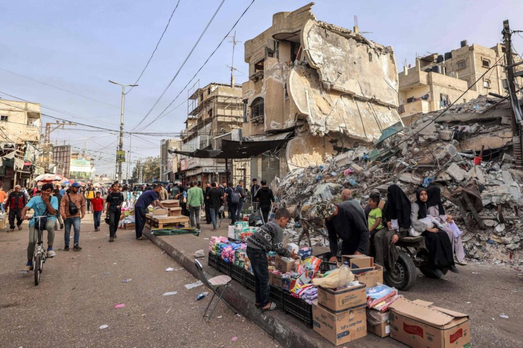 بعد 200 يوم من الحرب.. انهيار منظومة الحياة في غزة و25 مليار دولار تكلفة إعادة الإعمار