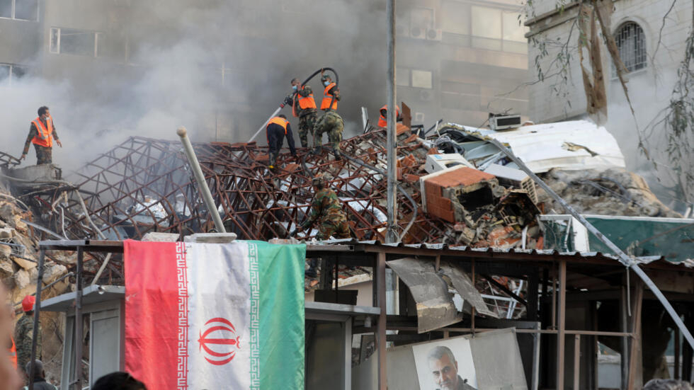 بين قتلى مبنى القنصلية الإيرانية في دمشق جنرالين من ضباط الحرس الثوري الإيراني