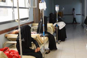 _تحذيرات أممية من إغلاق 700 مرفق صحي باليمن