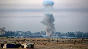 استمرار الغارات على رفح غداة تقديم مقترح إسرائيلي لوقف إطلاق النار