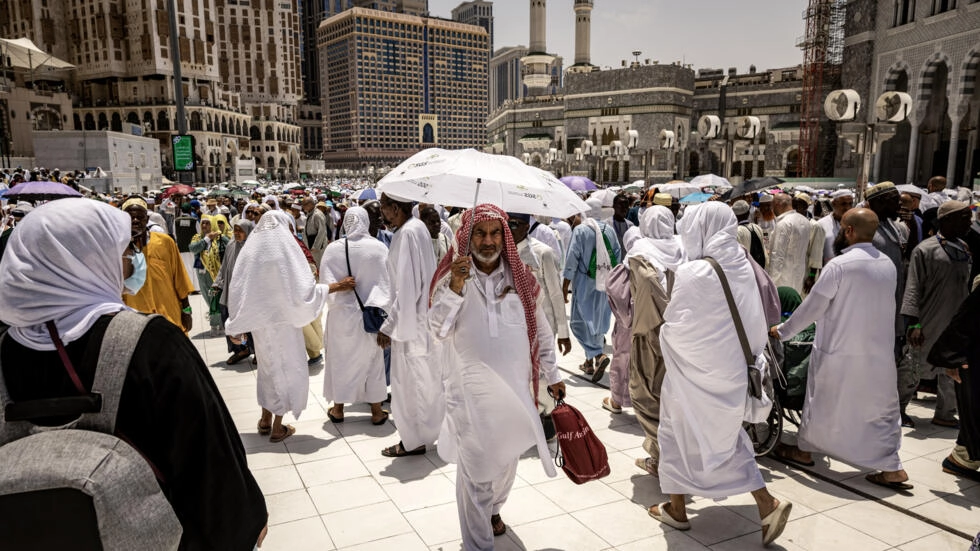 السعودية وفاة عشرات الأشخاص خلال مناسك الحج مع ارتفاع درجة الحرارة إلى 51