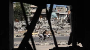 خبراء أمميون يدعون دول العالم للاعتراف بدولة فلسطينية ونتانياهو يريد تنفيذ خطة غزة قبل الاتفاق على كل الشروط