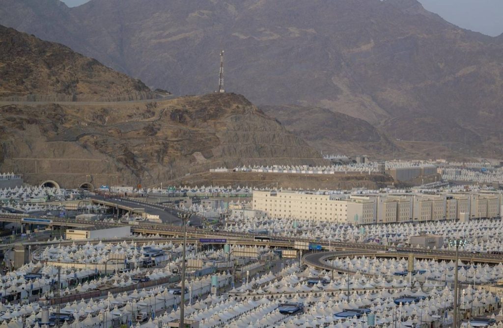 مليونا حاج يبدأون نسكهم الجمعة وسط منظومة خدمات متكاملة