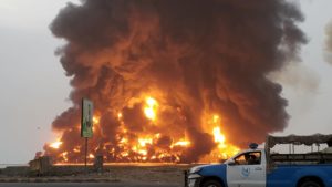 معاناة الشعب اليمني... 20 مليون دولار قيمة الخسائر التي تكبدها ميناء الحديدة ردا على هجوم الحوثي